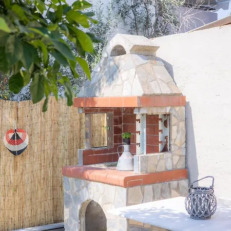 Casa Con Pozo Platamonas